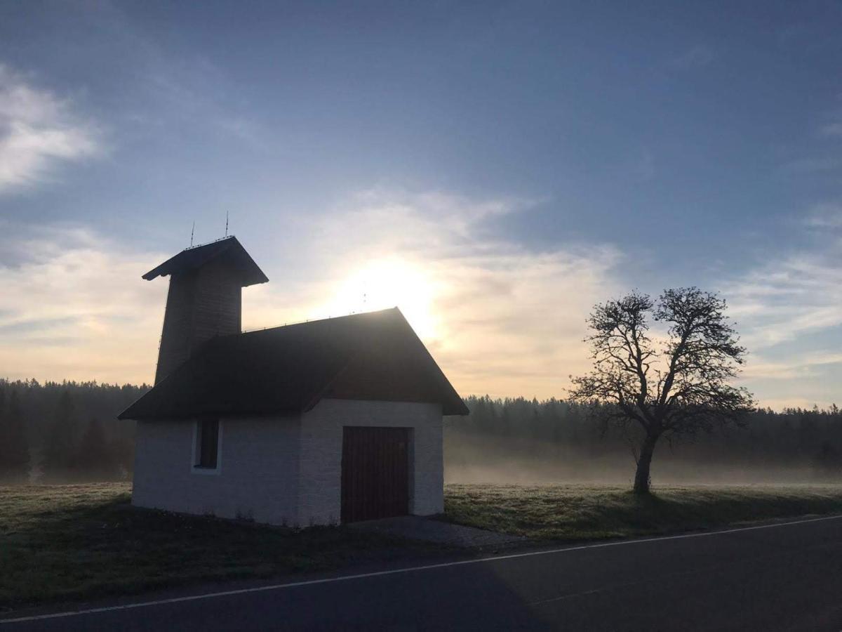 Horska Kvilda - Ubytovani U Chvalu Exterior foto