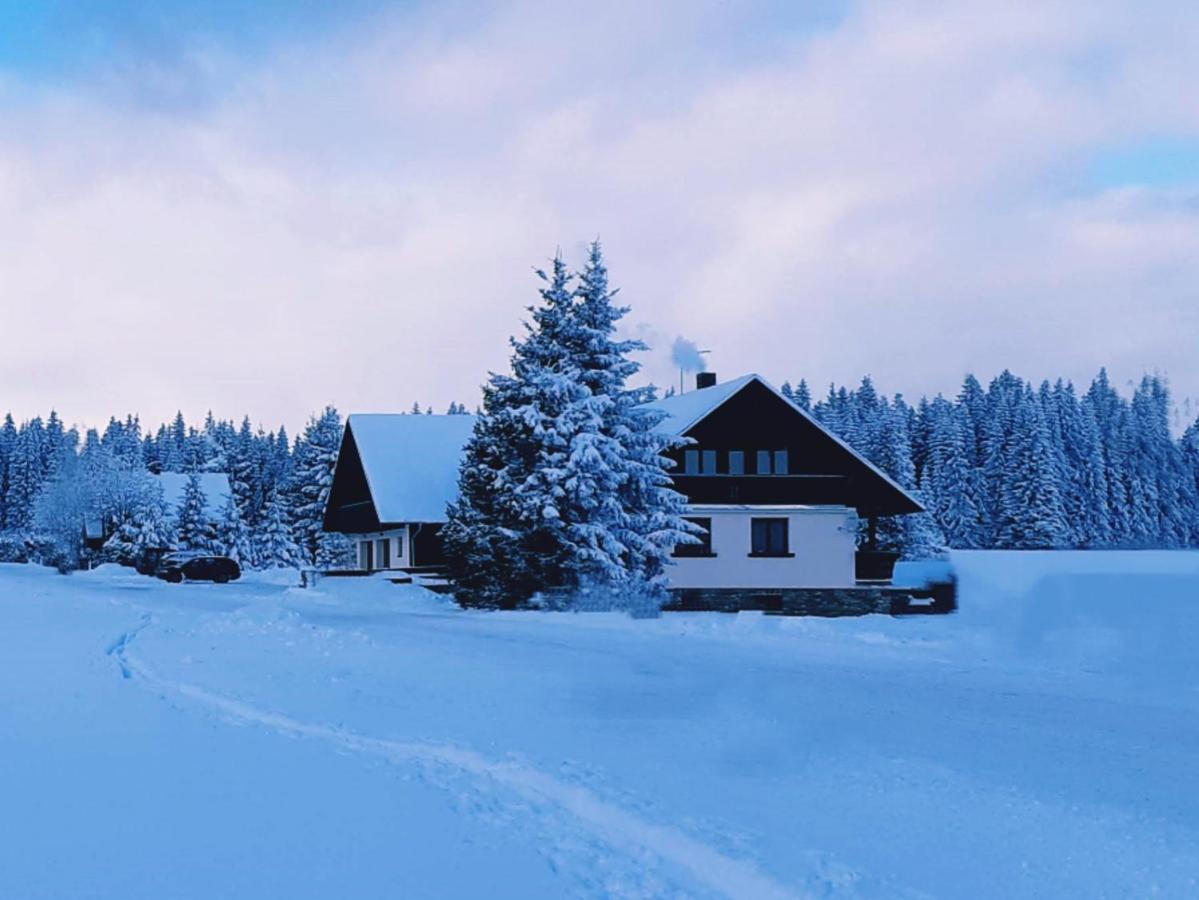 Horska Kvilda - Ubytovani U Chvalu Exterior foto